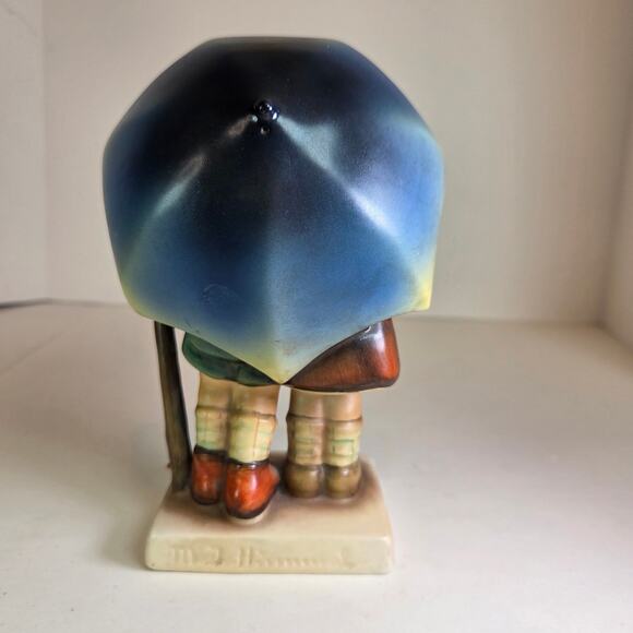 Goebel M.I. Hummel Stormy Weather #71 TMK2 Full Bee Germany 6.5" Figurine - Picture 5 of 16